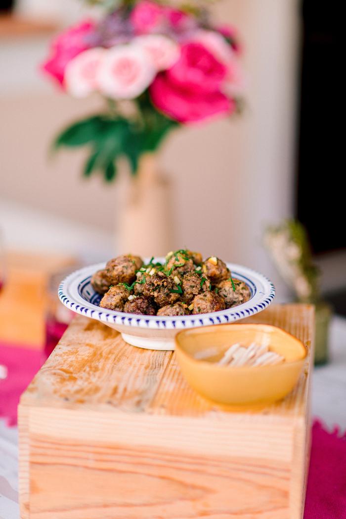 Assiette Maison Jacomet dress&eacute;e