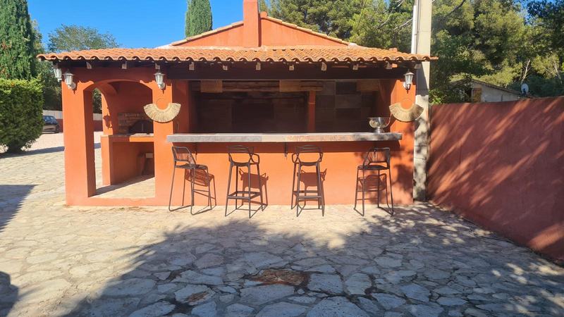Cuisine ext&eacute;rieure couverte de la Villa Allegra Paloma